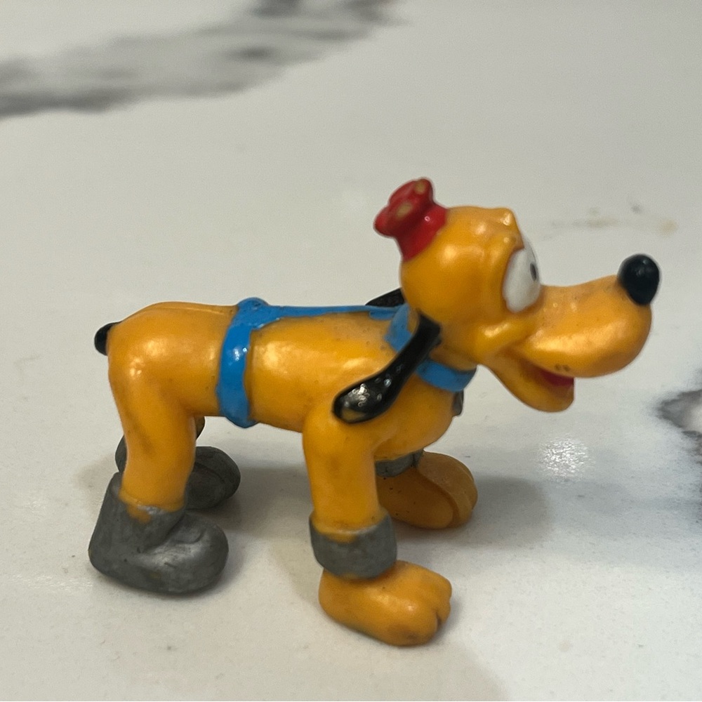 Disney World Exclusive Epcot Space Pluto PVC 2" Figure Mickey Mouse Vintage 80s - Picture 5 of 7